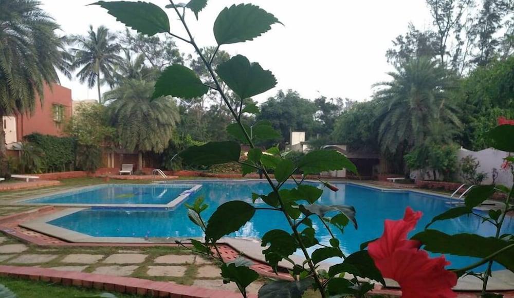 Mamalla Beach Resort Mahabalipuram Exterior photo