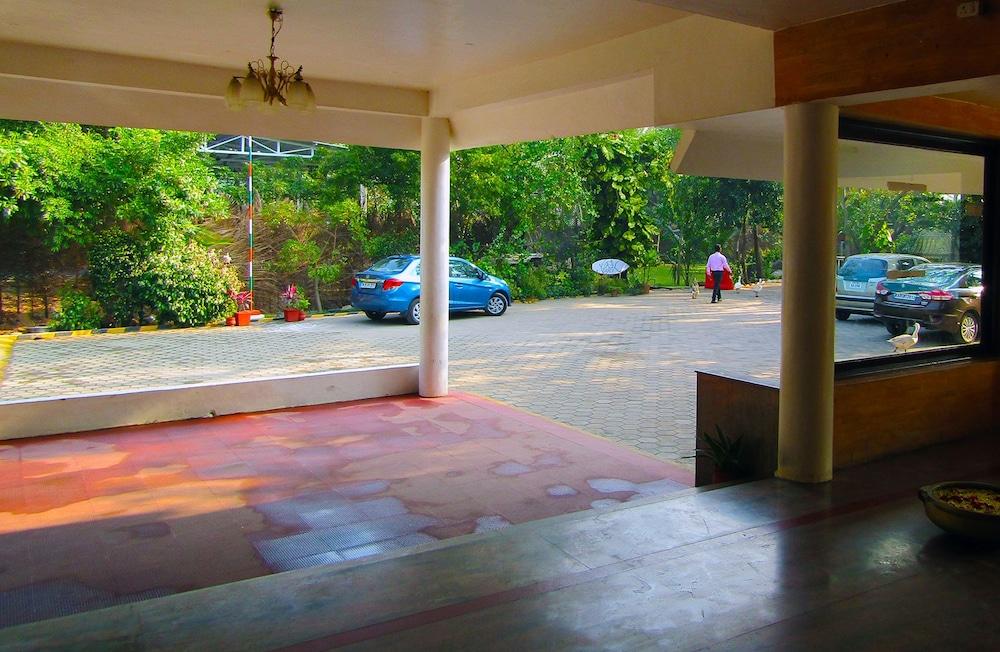 Mamalla Beach Resort Mahabalipuram Exterior photo